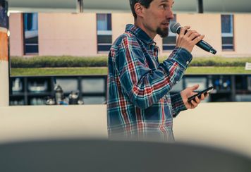 2022-06-01_18-00-46-min